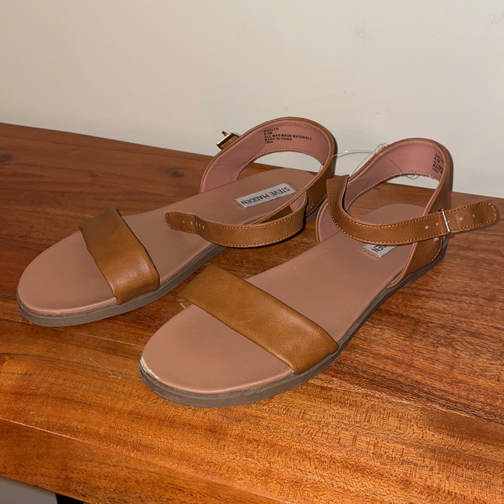Steve Madden Daelyn tan sandals